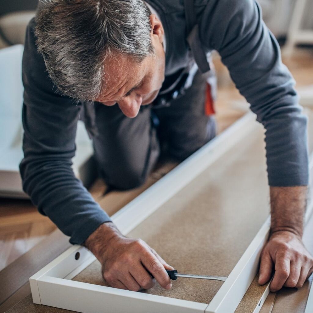 Man using a screwdriver