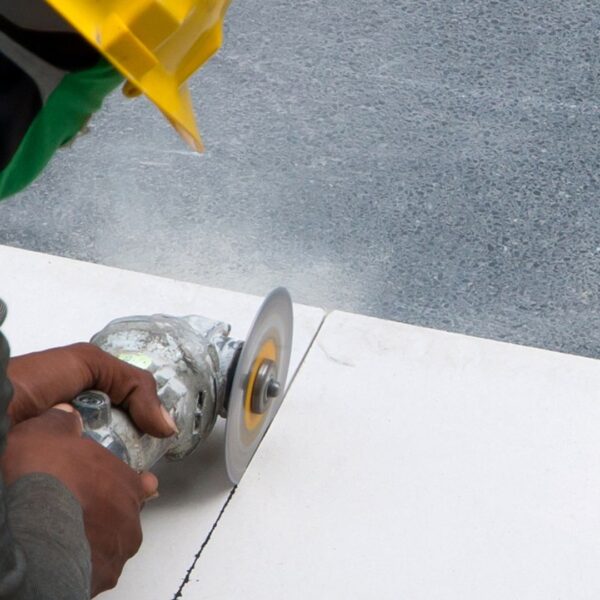 Power tool